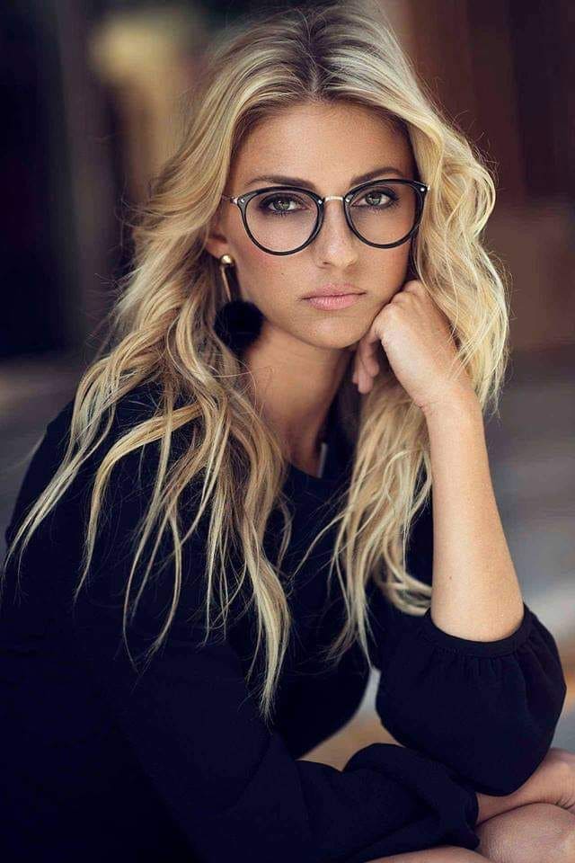 สาวน่ารักใส่แว่น4